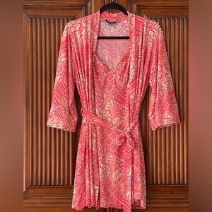 Chic Pink Floral Women's Nightwear Set